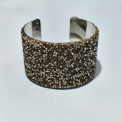 Exaggerated Star Metal Bangle For Women With Rhinestones In Silver Wristband Style