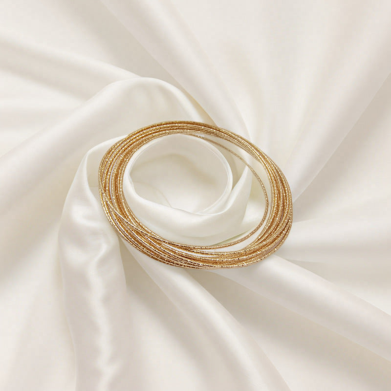 Star Pattern Electroplated Metal Wristband In Gold, Simple Style For Women