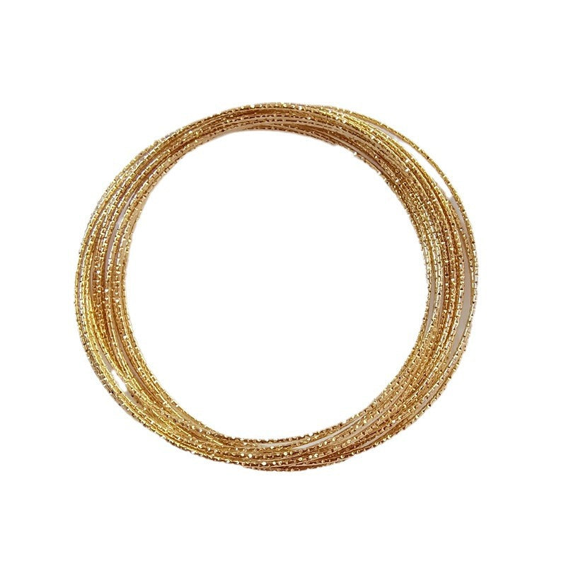 Star Pattern Electroplated Metal Wristband In Gold, Simple Style For Women