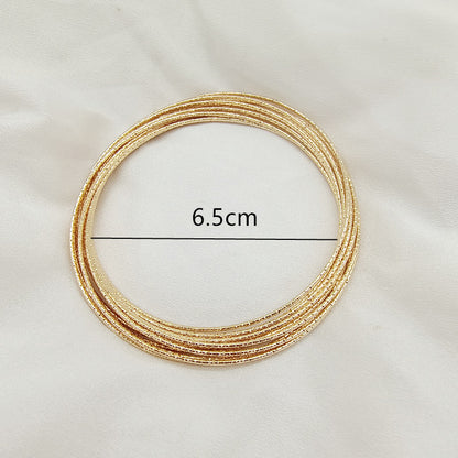 Star Pattern Electroplated Metal Wristband In Gold, Simple Style For Women