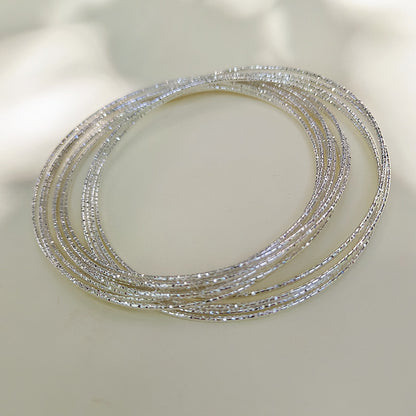 Star Pattern Electroplated Metal Wristband In Gold, Simple Style For Women