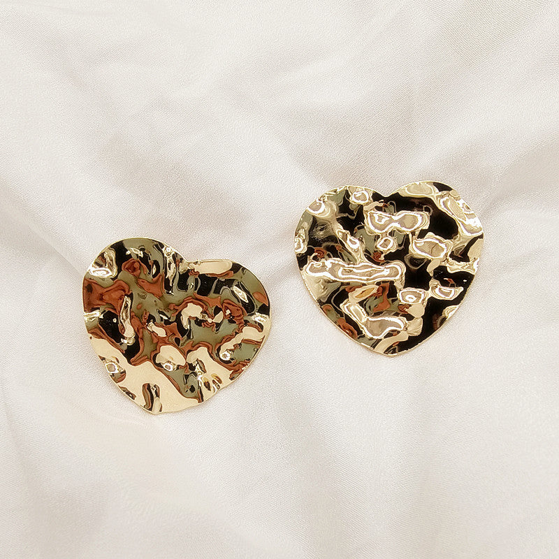 Exaggerated Heart Shape Silver Stud Earrings For Women, Electroplated Metal Design