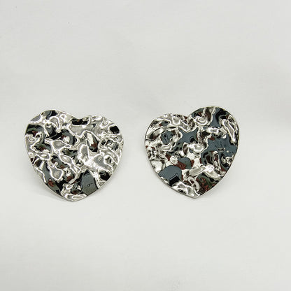 Exaggerated Heart Shape Silver Stud Earrings For Women, Electroplated Metal Design