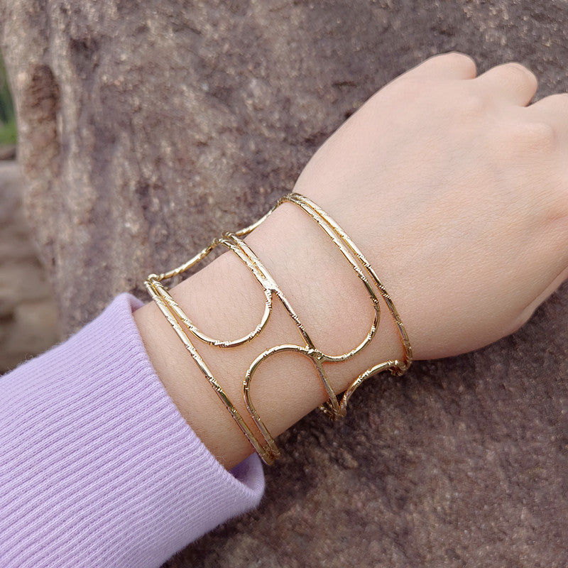 Geometric Gold Alloy Bangle With Electroplated Finish For Elegant Style
