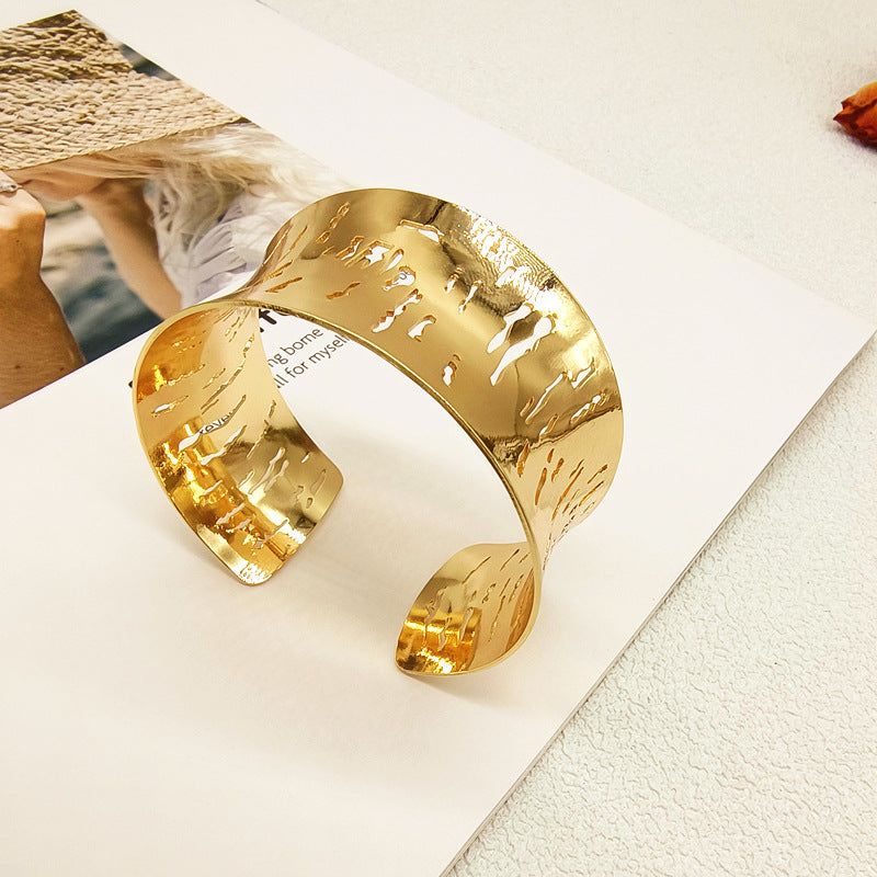 Punk Style Irregular Copper Bangle For Women In Gold Color