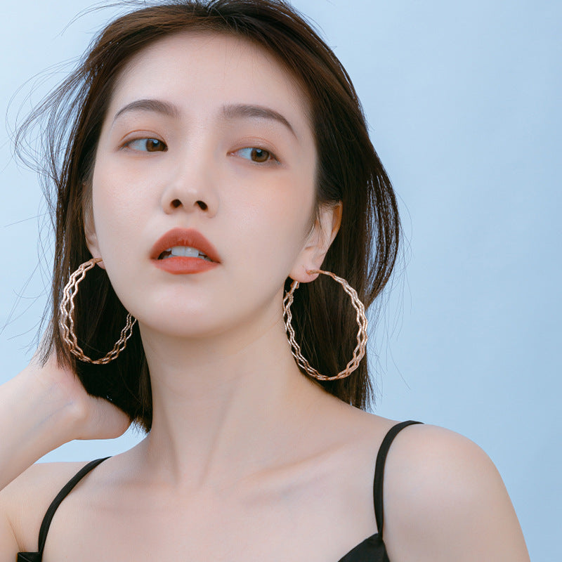 Exaggerated Waves Large Earrings For Women In Rose Gold Metal, Perfect For Travel