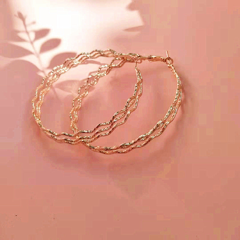 Exaggerated Waves Large Earrings For Women In Rose Gold Metal, Perfect For Travel