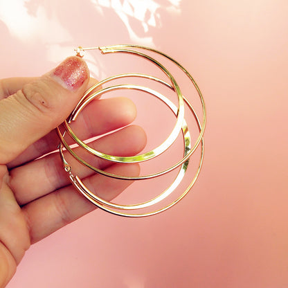 Exaggerated Waves Large Earrings For Women In Rose Gold Metal, Perfect For Travel