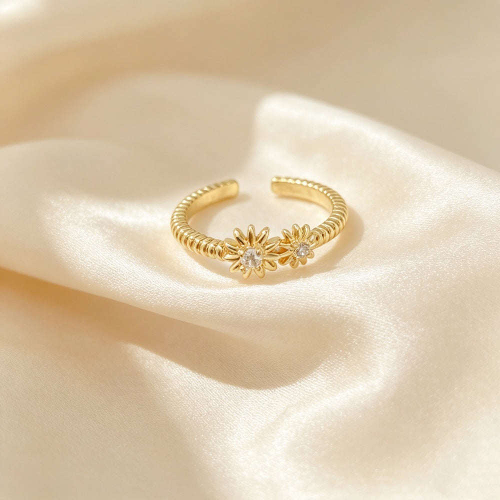 Daisy Copper Jewelry Accessories With Real Gold Plated Electroplated Finish In Sweet Style