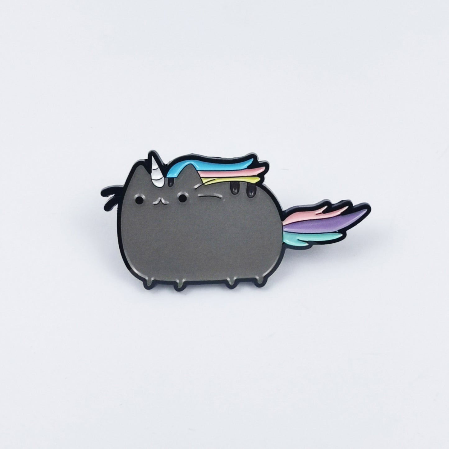 Cat Pin Made Of Zinc Alloy Featuring Enamel Craft