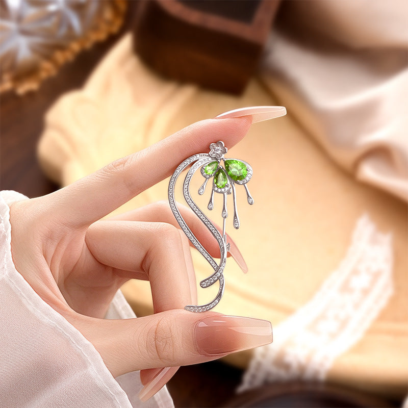 Baroque Style 925 Sterling Silver Pin For Women With Natural Stone Inlay And Tassel Craftsmanship