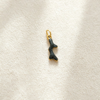 Ocean Pendant In 304 Stainless Steel With Electroplated Finish, Marine Style Jewelry Accessory In Steel Color
