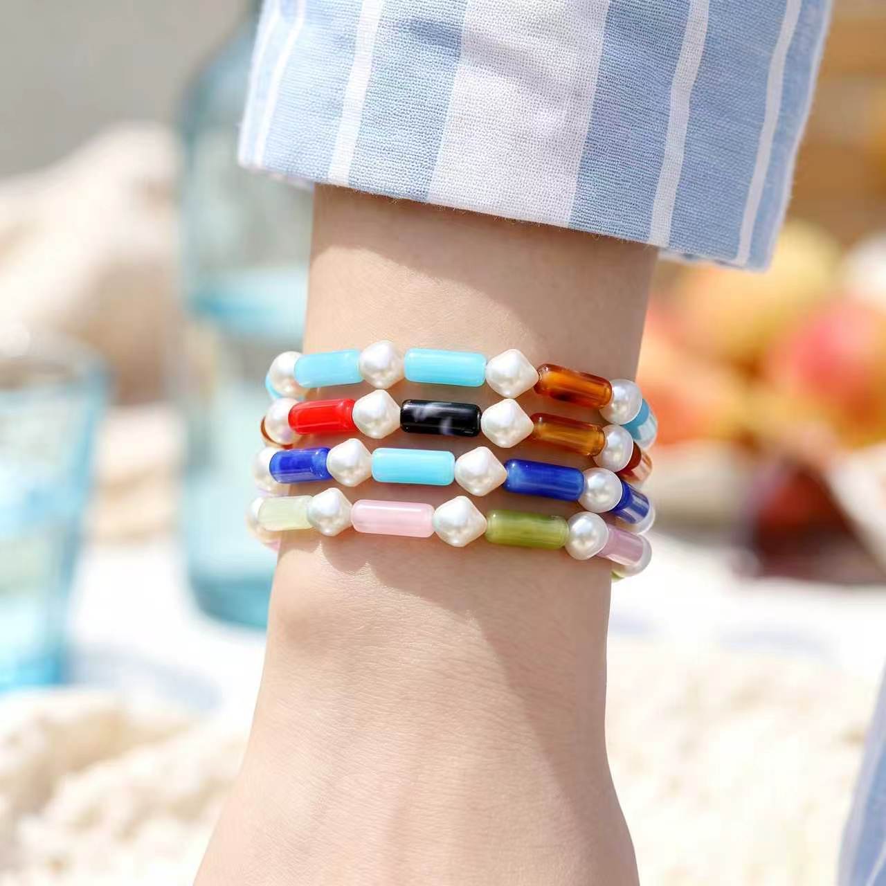 Classic Style Geometric Beading Bracelets For Women With Elastic String Chain Featuring Resin Material