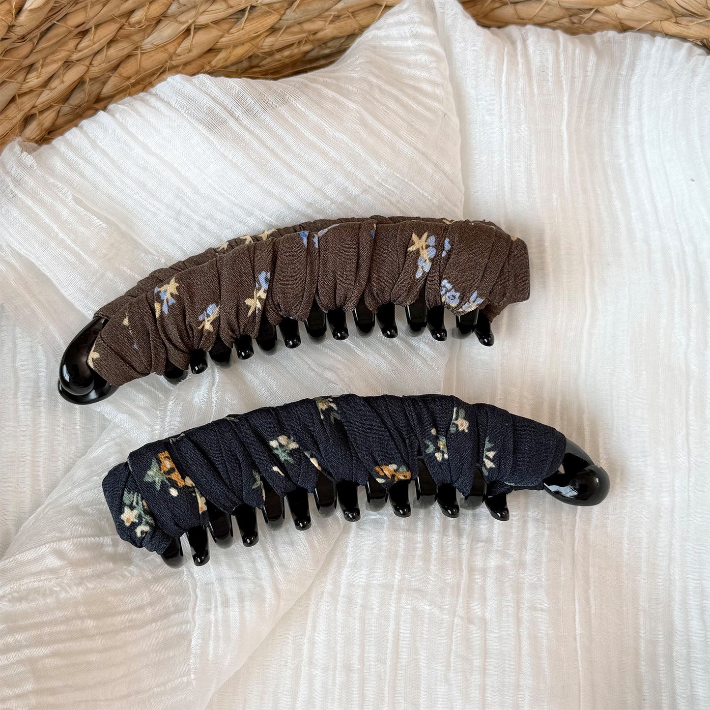 Ditsy Floral Banana Clip Hairpin For Women, Made Of Cloth In Coffer Color