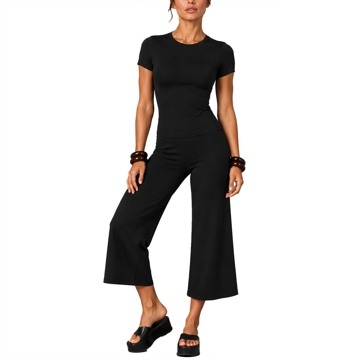 Sporty Calf-Length Running Jumpsuit For Women In Nylon Fabric Featuring Wide Leg Pants Design For Summer