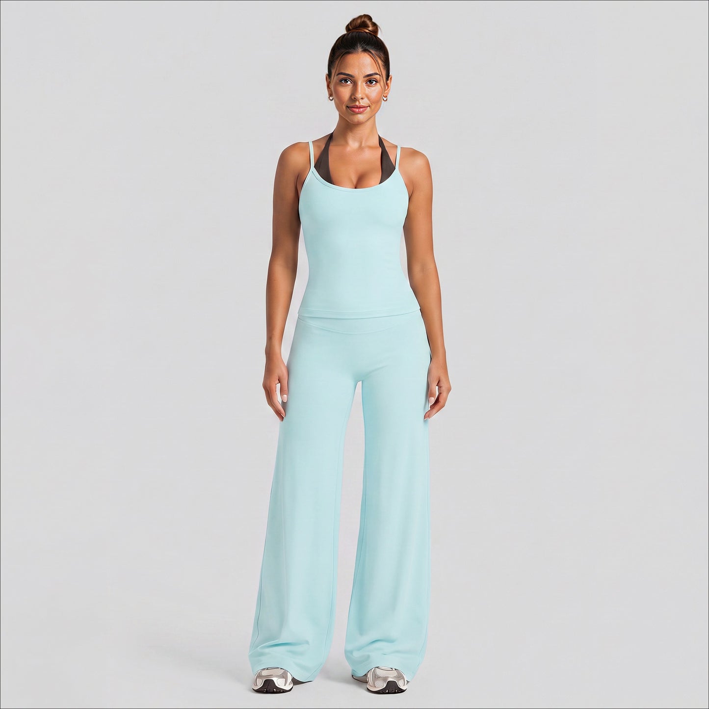 Color Block Sport Running Shorts In Nylon Fabric With Stretchy Fit And Sleeveless Design For Women