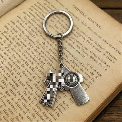 Polished Silver Portrait Key Chain In Zinc Material Featuring Retro Style Design
