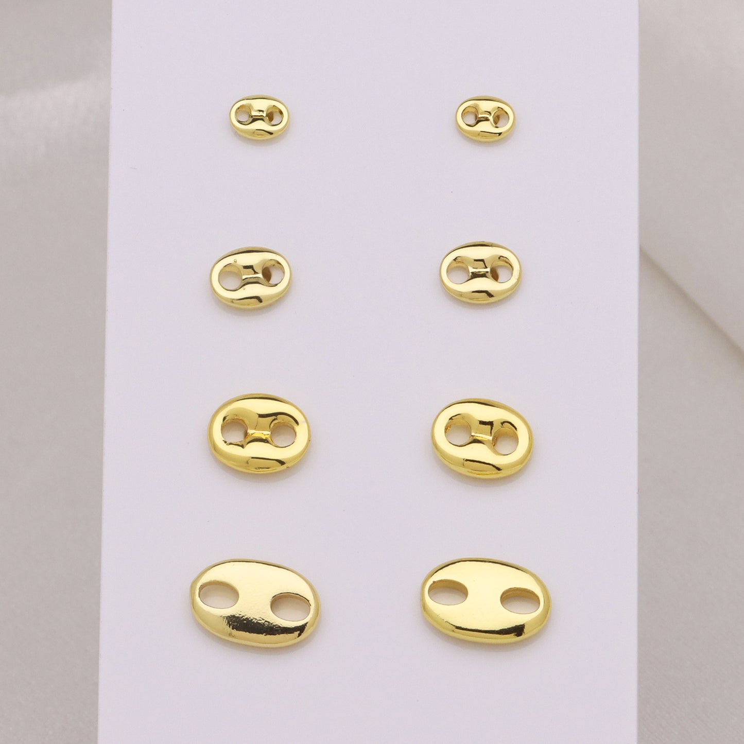 Waterproof Non Tarnish Cute Earrings For Women In 18K Real Gold Plated Copper With Copper Ear Pins