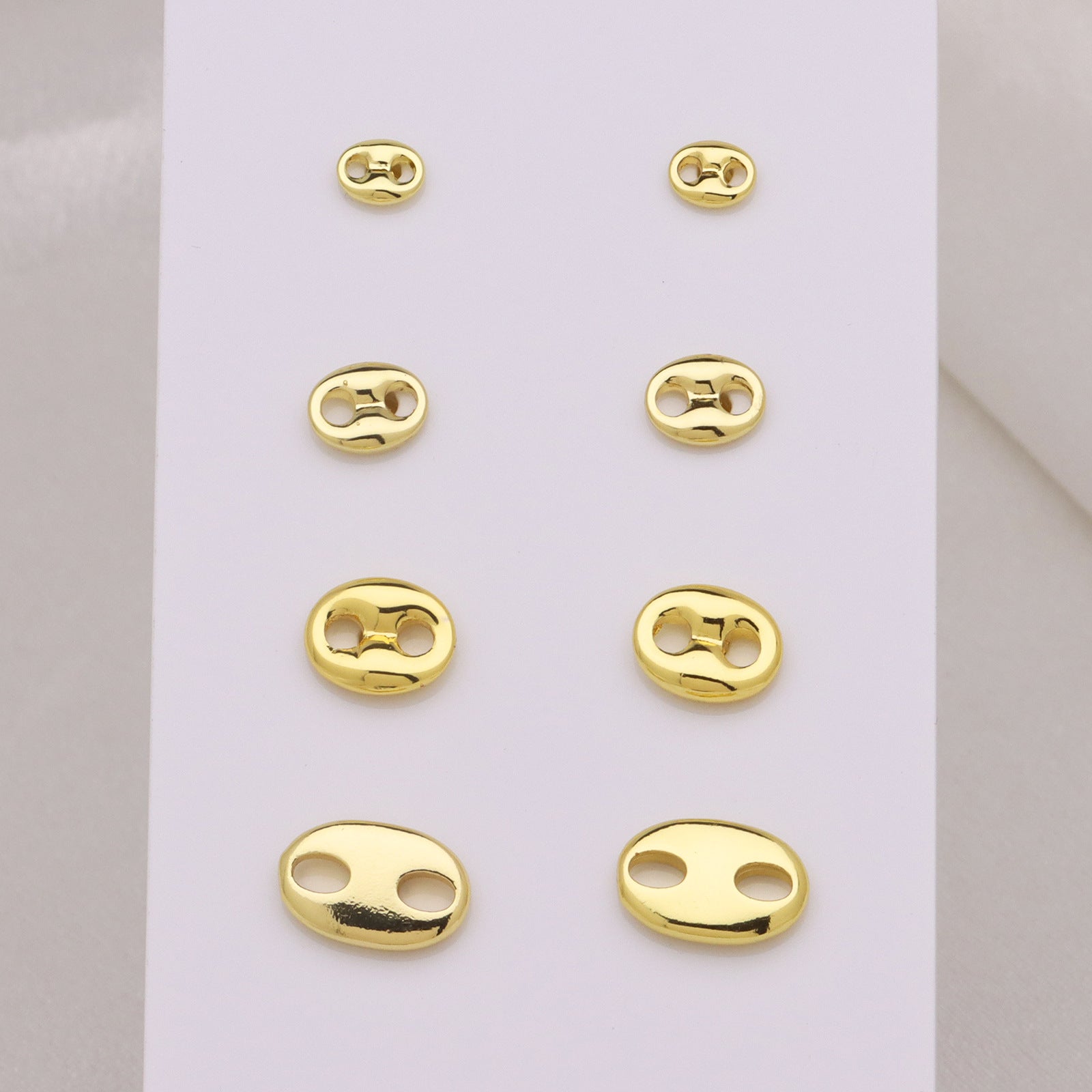 Waterproof Non Tarnish Cute Earrings For Women In 18K Real Gold Plated Copper With Copper Ear Pins
