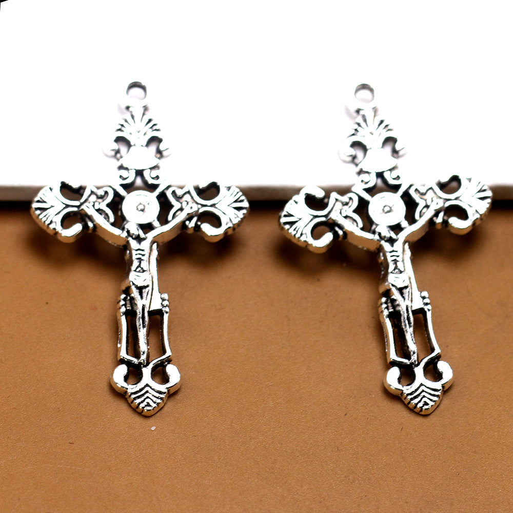 Retro Style Alloy Cross Pendant With Electroplated Finish, Jewelry Accessories