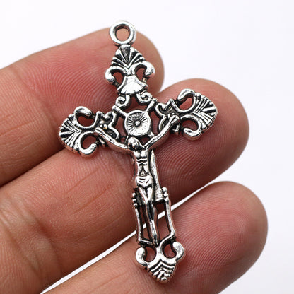 Retro Style Alloy Cross Pendant With Electroplated Finish, Jewelry Accessories