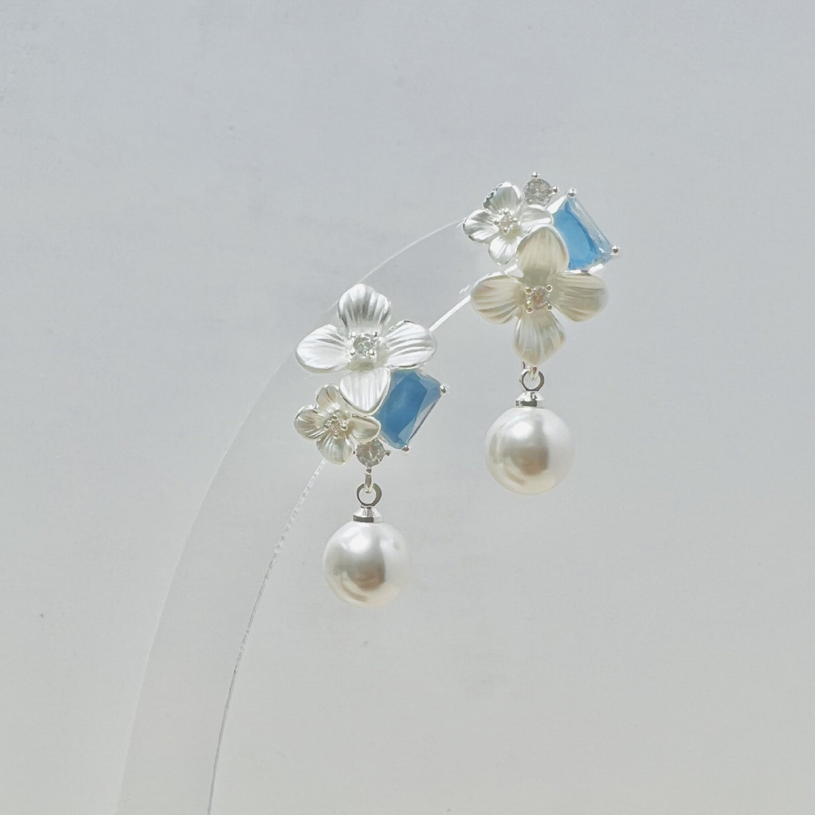 Butterfly Stud Earrings For Women With Tassel Craft, Alloy Material, Copper Ear Pins, And Zircon Inlay