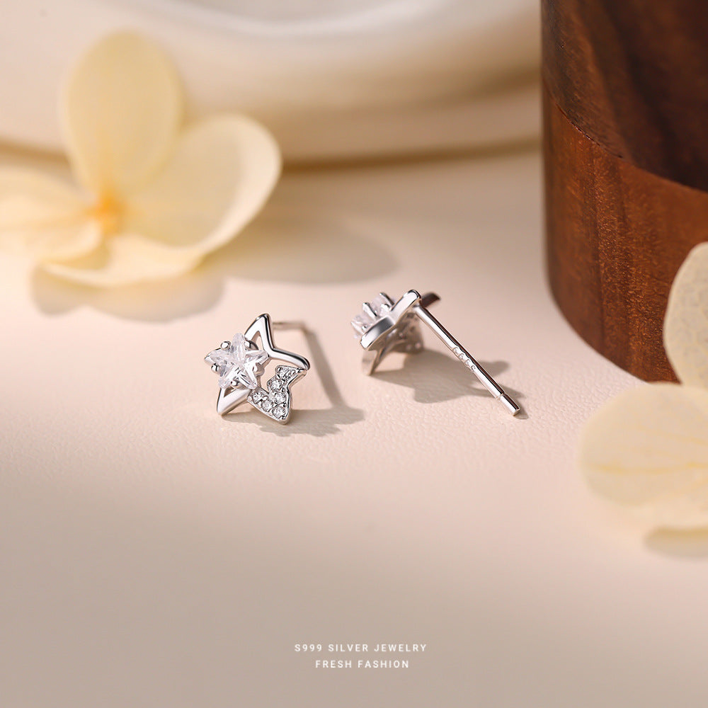 Sweet Pentagram Stud Earrings For Women In Silver Featuring S999 Silver And Zircon Inlay