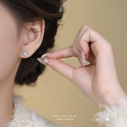 Sweet Pentagram Stud Earrings For Women In Silver Featuring S999 Silver And Zircon Inlay