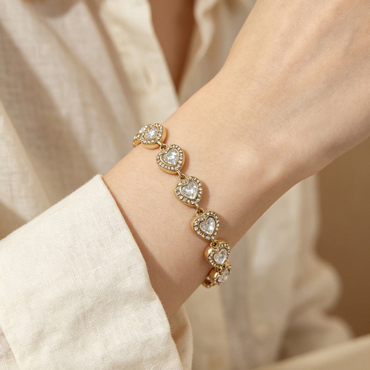 Heart Shape Bracelets For Women With Titanium Steel Chain And Zircon Inlay In Stainless Steel