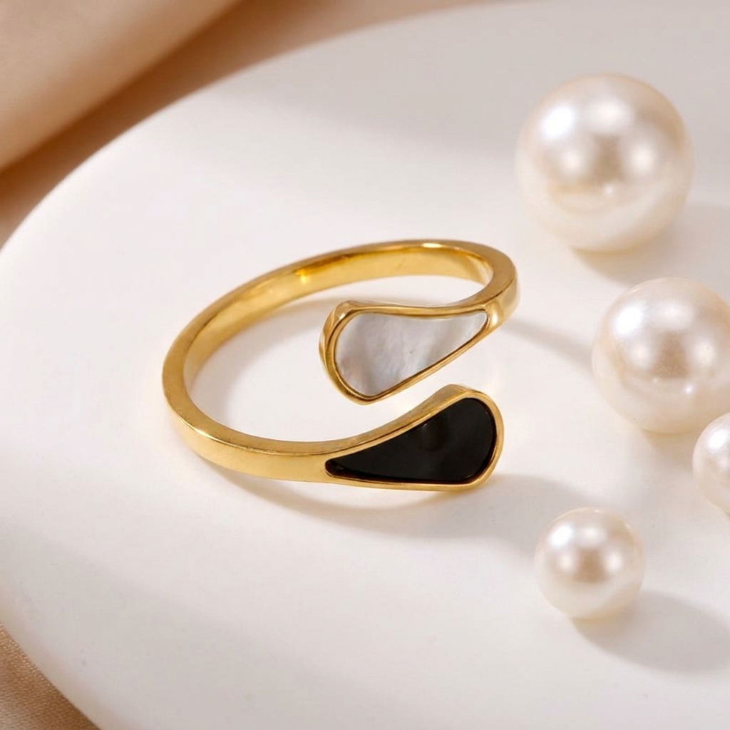 Geometric Electroplated Rings For Women In 304 Stainless Steel With 18K Real Gold PVD Coating And Shell Inlay