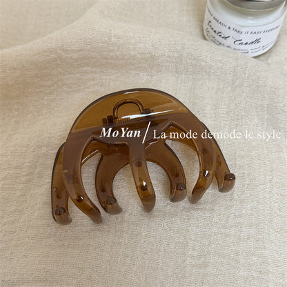 Vintage Style Shell Hair Claw For Women Made Of Durable PC Material In Coffer Color