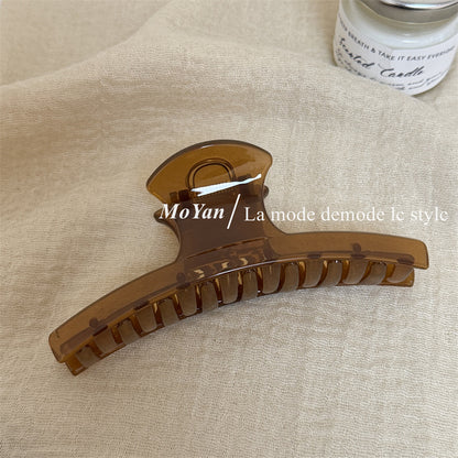 Vintage Style Shell Hair Claw For Women Made Of Durable PC Material In Coffer Color