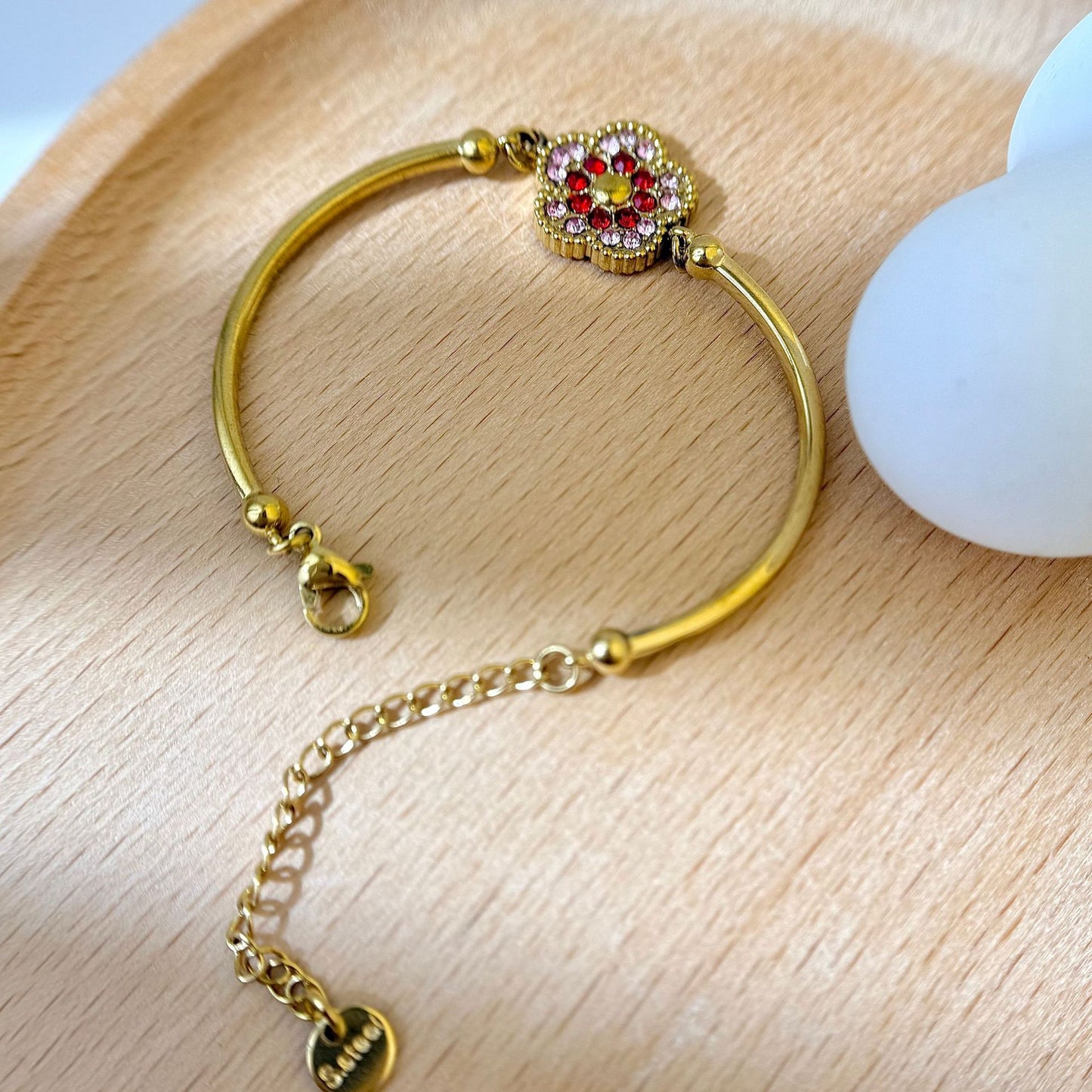 Simple Style Flowers Inlay Bracelets In 304 Stainless Steel With Zircon, Red Bangle