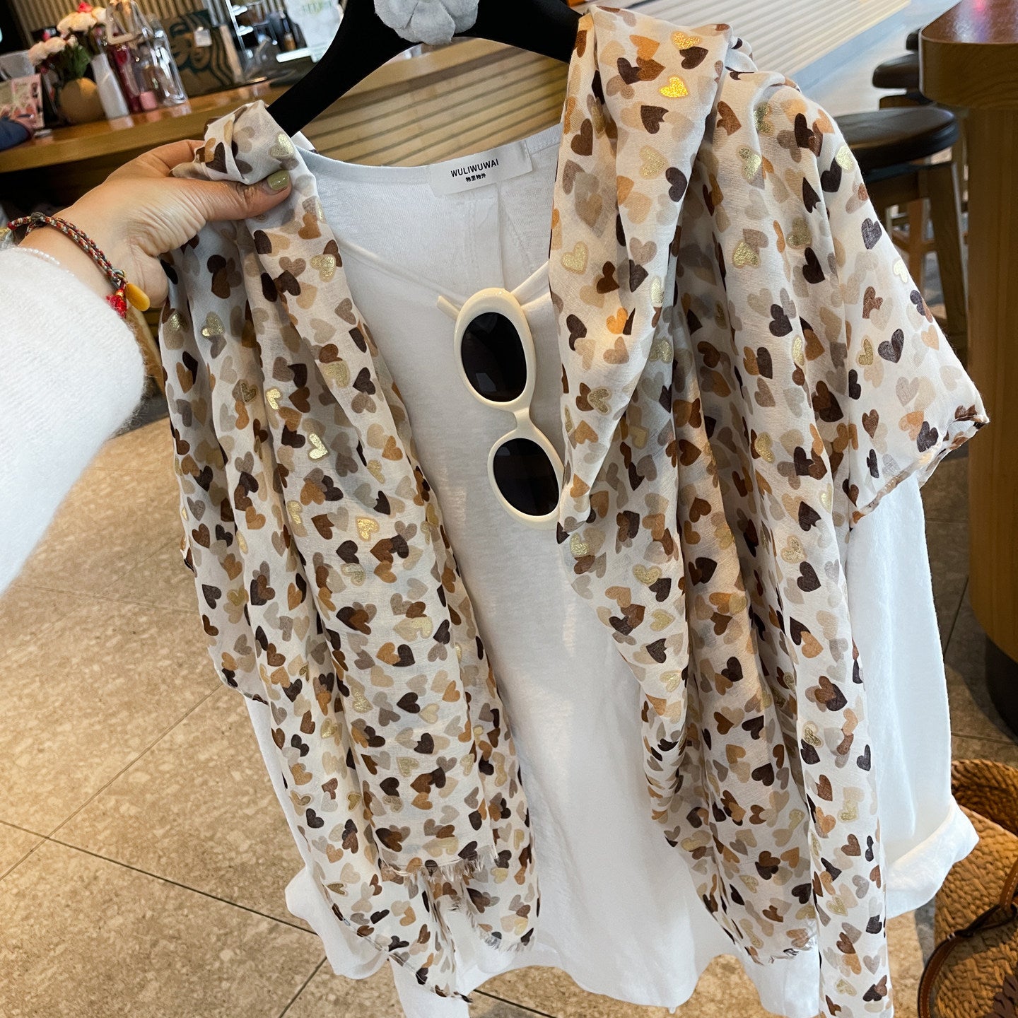 Heart Shape Cotton And Linen Shawl For Women In Caramel, Perfect For Spring & Summer