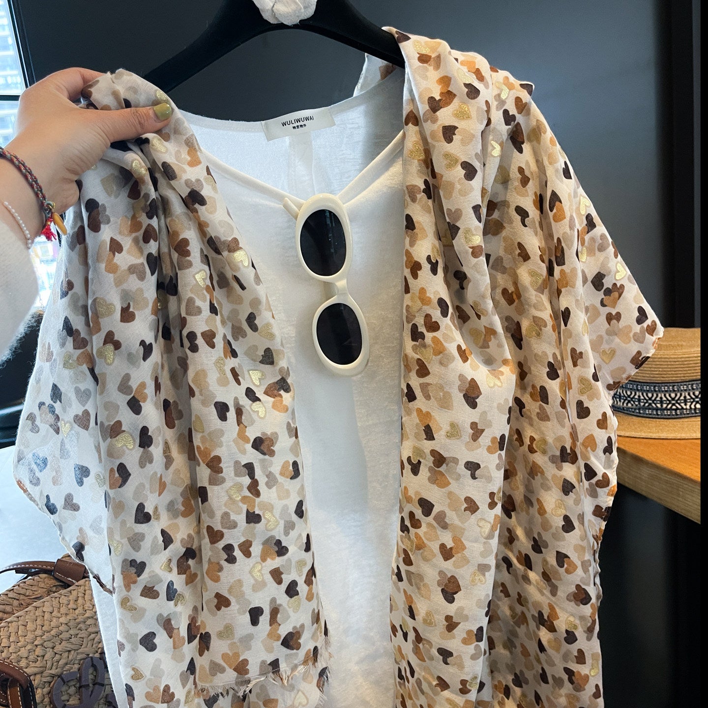 Heart Shape Cotton And Linen Shawl For Women In Caramel, Perfect For Spring & Summer