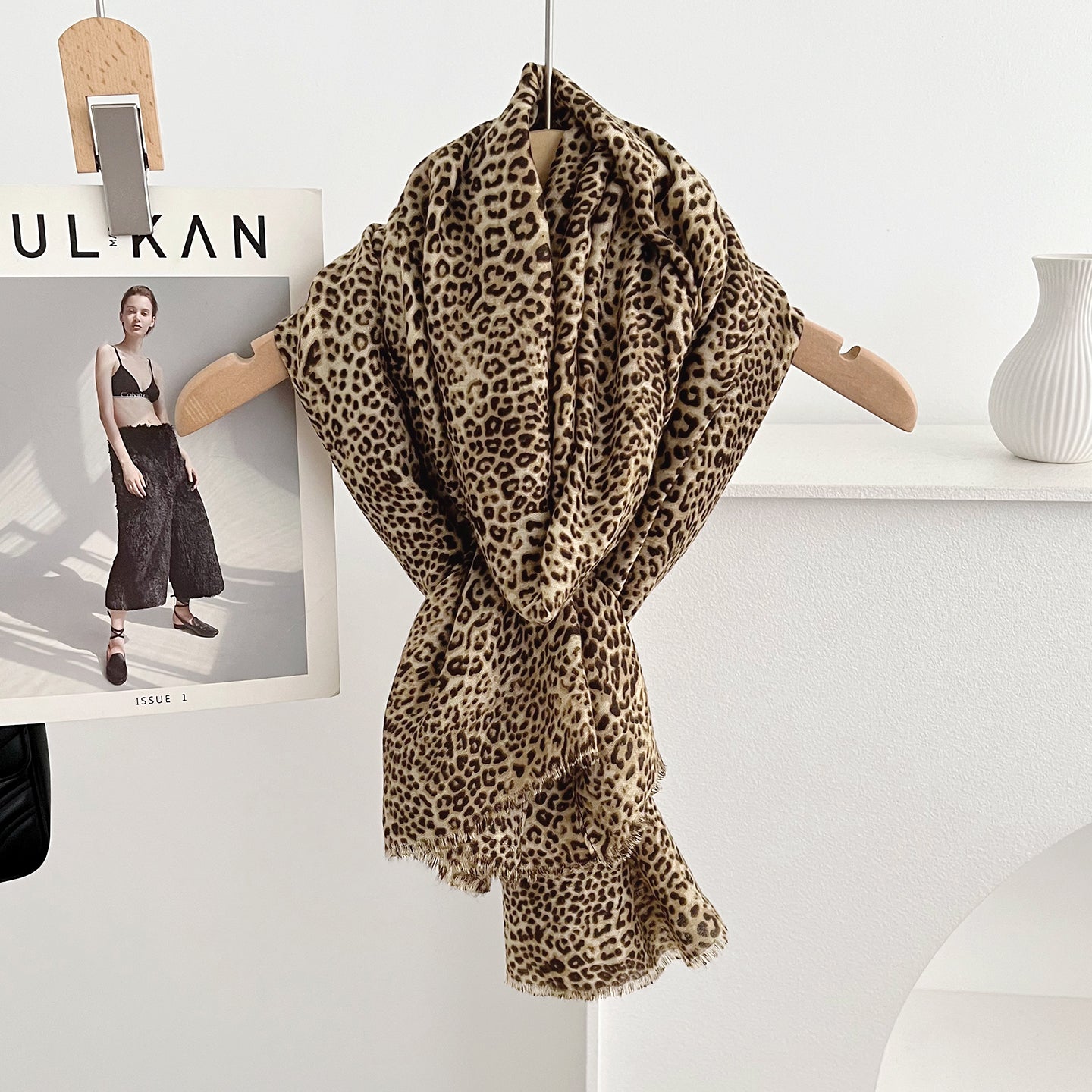 Retro Leopard Print Scarf For Women In Khaki, Lightweight Polyester Silk Scarf Perfect For Summer