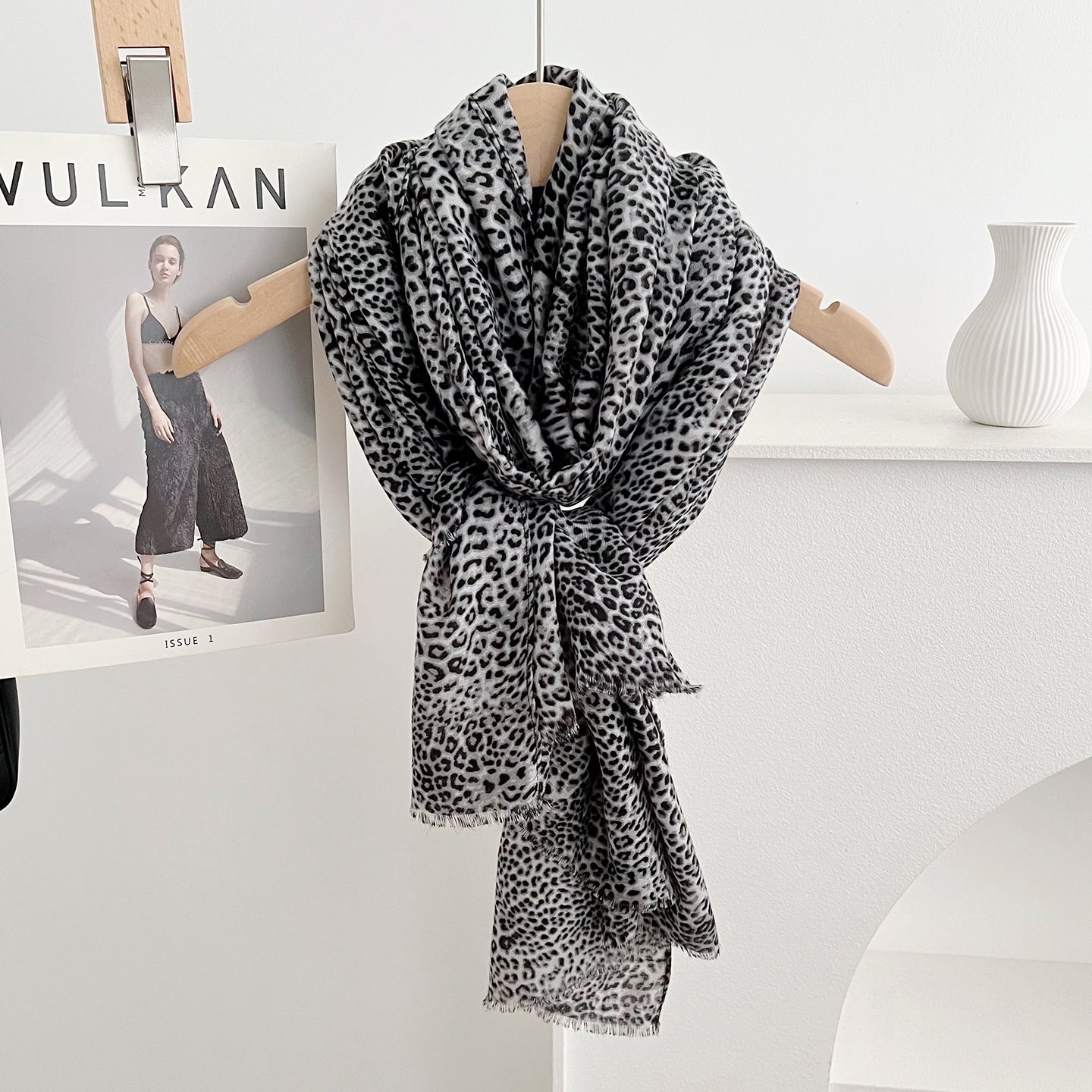 Retro Leopard Print Scarf For Women In Khaki, Lightweight Polyester Silk Scarf Perfect For Summer
