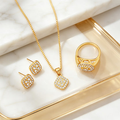 Women's Quartz Watch Jewelry Set With Round Dial, Alloy Strap, Jewelry Buckle, And Ordinary Glass Mirror