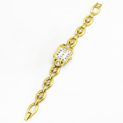 Women's Quartz Watch Jewelry Set With Round Dial, Alloy Strap, Jewelry Buckle, And Ordinary Glass Mirror