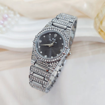 Women's Quartz Watch With Round Dial, Alloy Strap, Single Folding Buckle, And Ordinary Glass Mirror