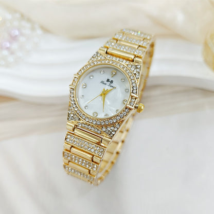 Women's Quartz Watch With Round Dial, Alloy Strap, Single Folding Buckle, And Ordinary Glass Mirror