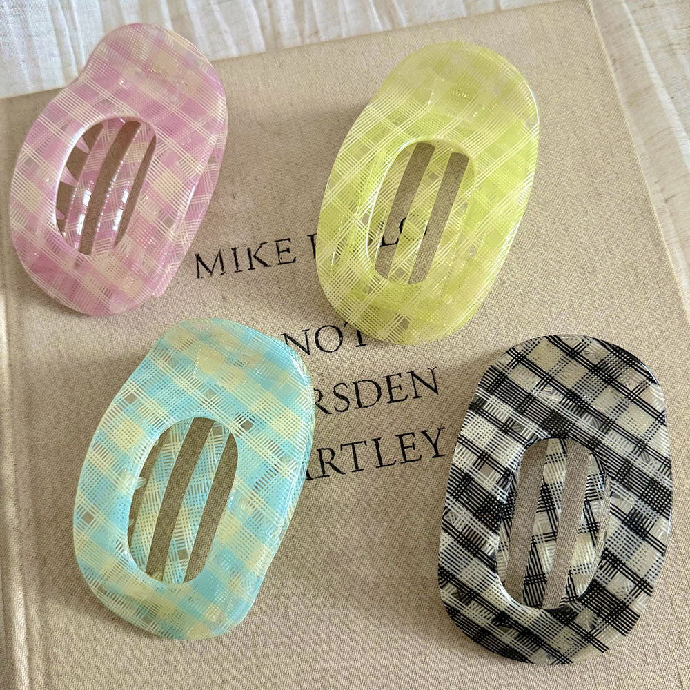 Vintage Style Checkered Hair Claws For Women In Black & White, Made Of Acetic Acid Sheets, Perfect For Summer