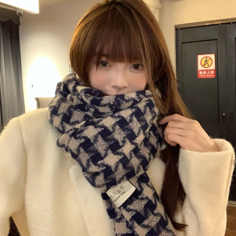 Houndstooth Pattern Women's Scarf In Dyed Black, Made Of Imitation Cashmere For Winter