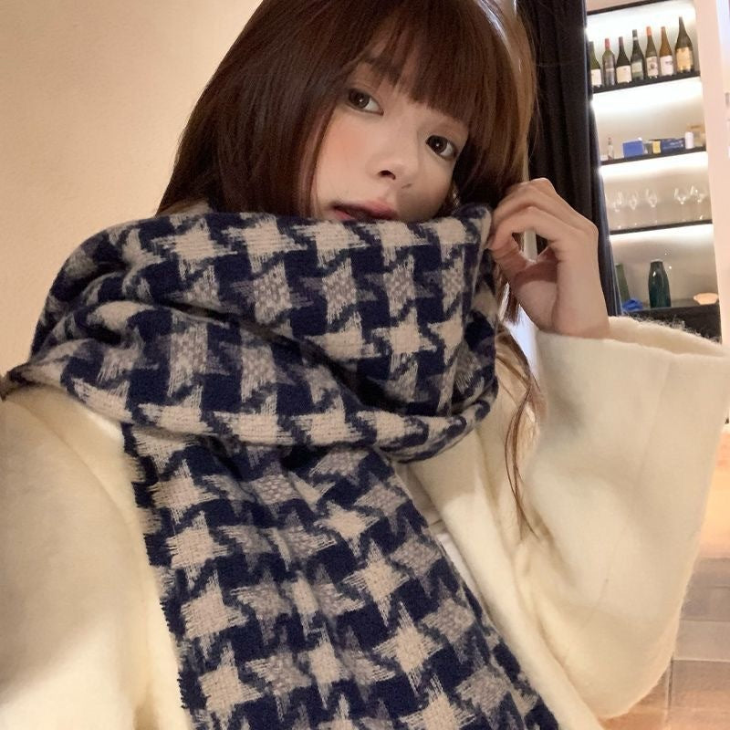 Houndstooth Pattern Women's Scarf In Dyed Black, Made Of Imitation Cashmere For Winter