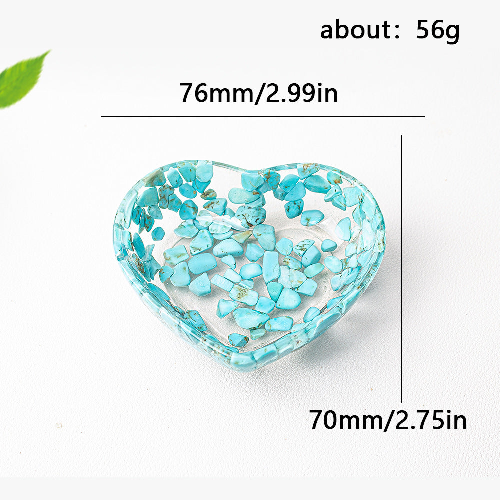 Modern Style Resin Heart Shape Ornaments For Christmas Home Decoration