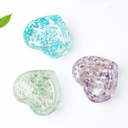 Modern Style Resin Heart Shape Ornaments For Christmas Home Decoration