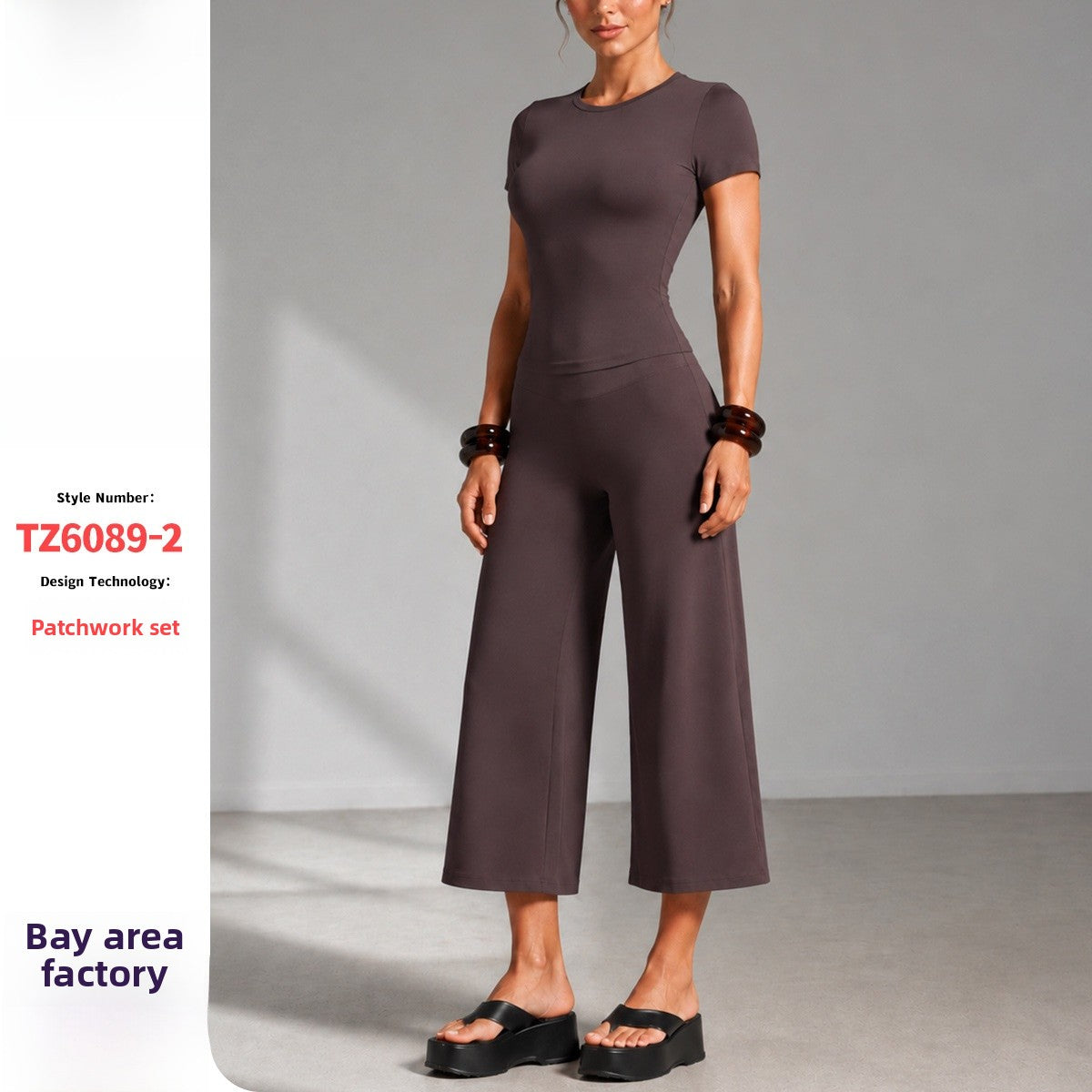 Sporty Calf-Length Running Jumpsuit For Women In Nylon Fabric Featuring Wide Leg Pants Design For Summer