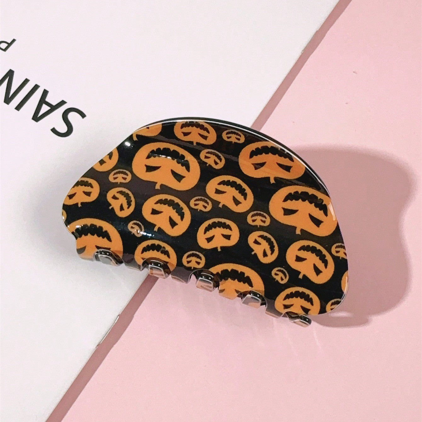 Funny Pumpkin Hair Claws For Women In Yellow Acrylic, Halloween Hairpin Accessory