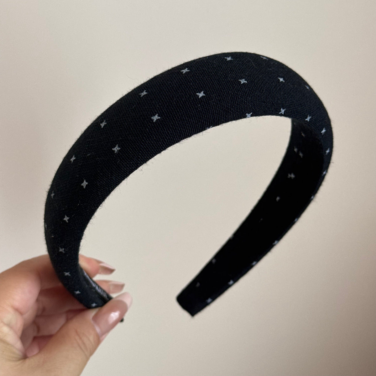 Star Pattern Spa Headband For Women In White Cloth, Perfect For Summer