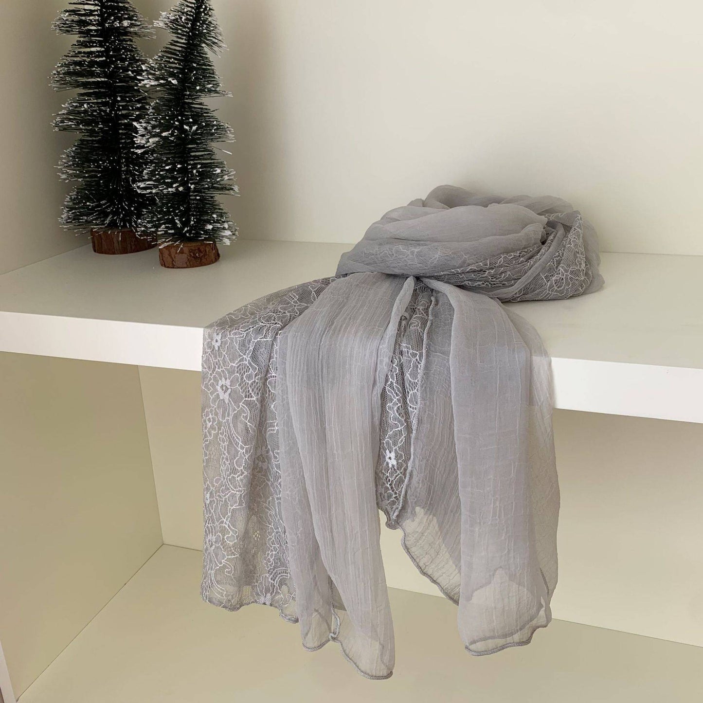 Women’s Light Green Cotton Blend Embroidery Scarf, Perfect For Summer Accessories